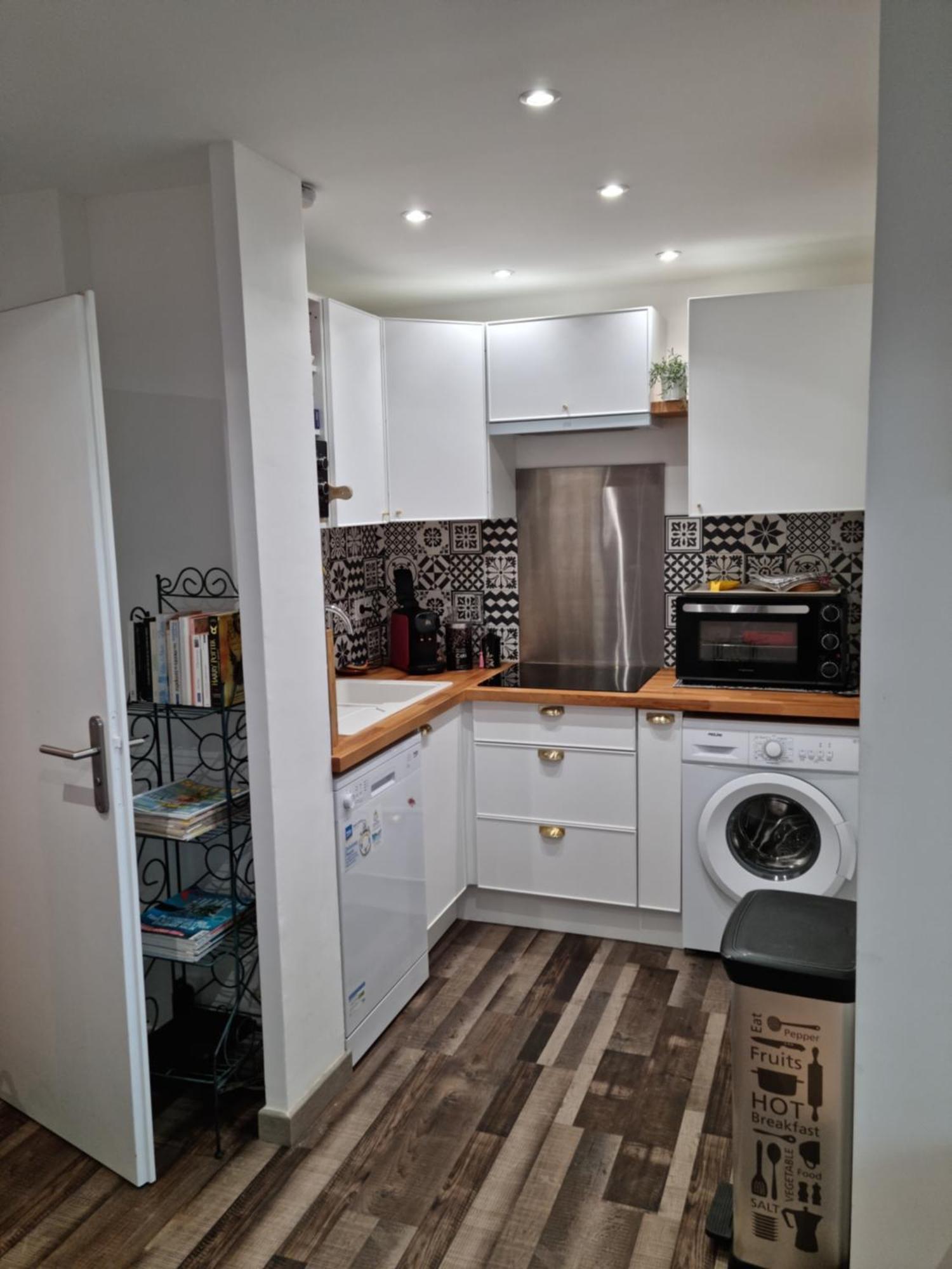 Superbe T2 Tout Confort 3 Etoiles, Entierement Renove Avec Piscine, Parking, Clim, Wifi, Netflix Ла-Гранд-Мот Экстерьер фото